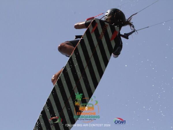 Dove posso imparare kitesurf in Sicilia se sono principiante?